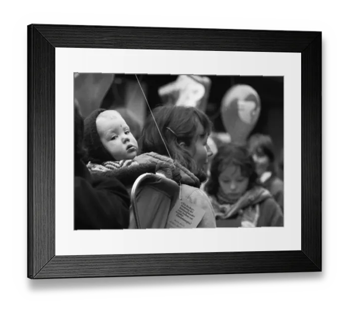 Framed Print : Demonstration by woman and men on International Women's Day Framed Print : Demonstration by woman and men on International Women's Day