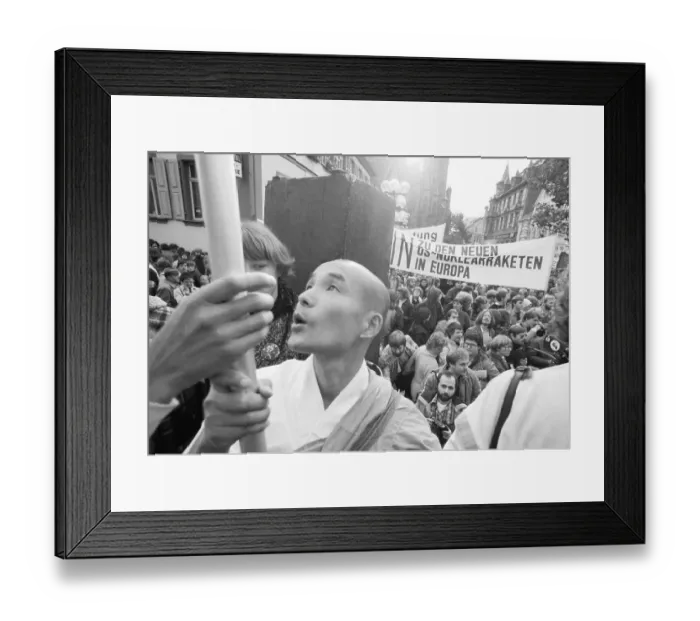 Framed Print : 6000 demonstrators took part in protest and rally of the peace movement against new nuclear missiles