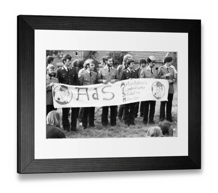 Framed Print : The peace movement demonstrated on the occasion of the Anti-War Day with the Cologne Peace Weeks on 31