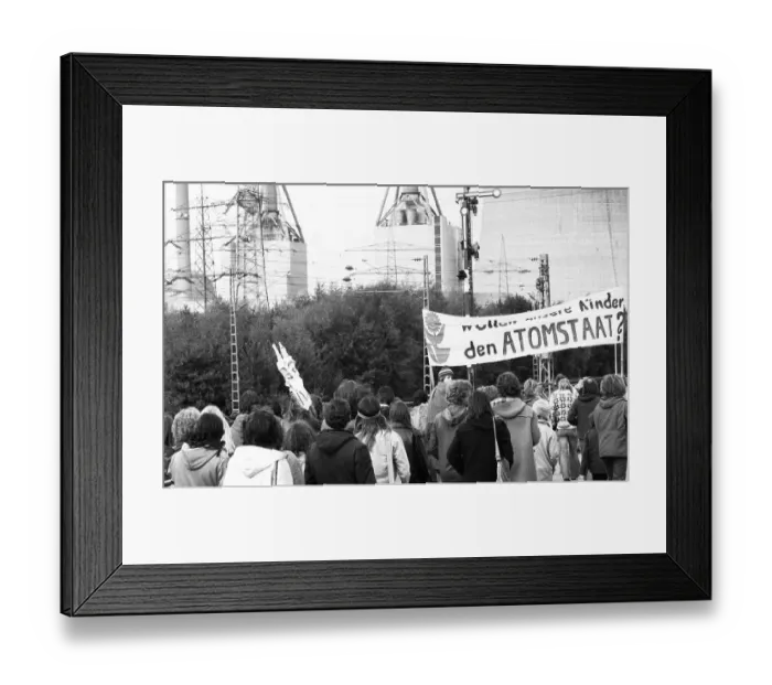 Framed Print : More than 10, 000 opponents of nuclear power and nuclear weapons demonstrated for their aims on 25