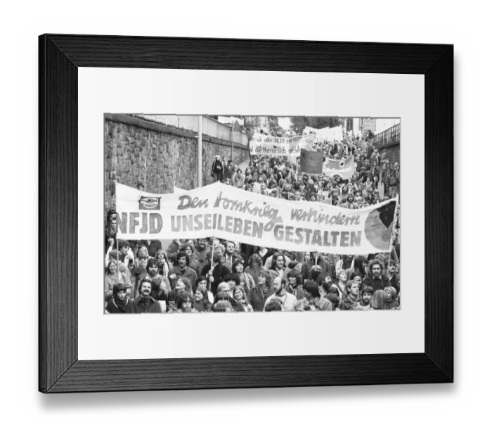 Framed Print : More than 300, 000 people attended the largest peace demonstration in Germany to date in Bonn's Hofgarten in