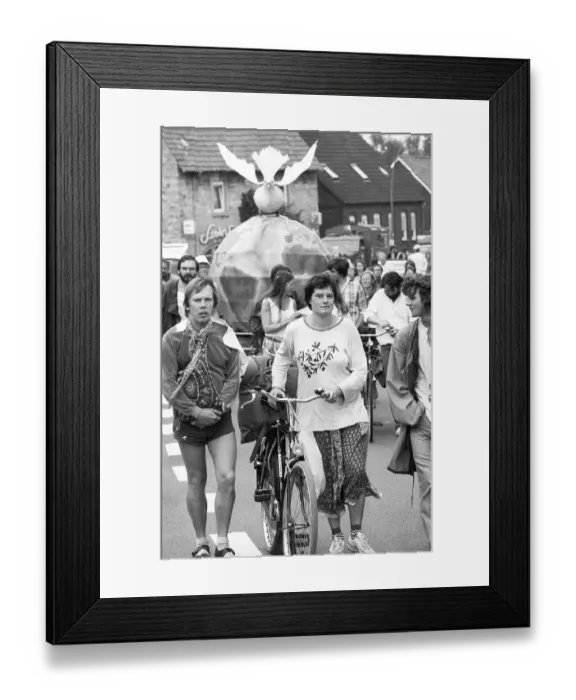 Framed Print : The 1981 Peace March from Copenhagen to Paris reached the cities of Coesfeld (D) and Deurne (NL) on its way