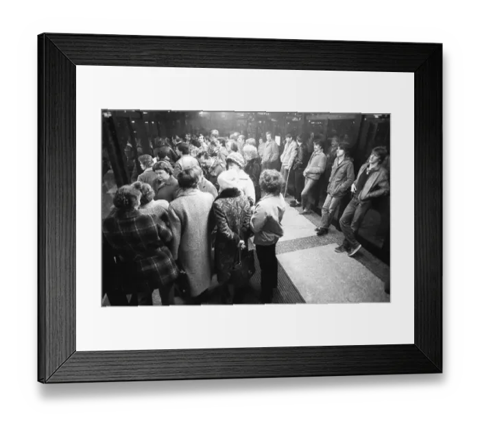 Framed Print : Crowd at the Dortmund Labour Office in the early hours of December 1981