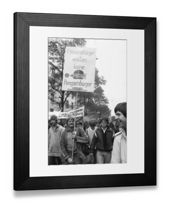 Framed Print : DGB peace demonstration in October 1981