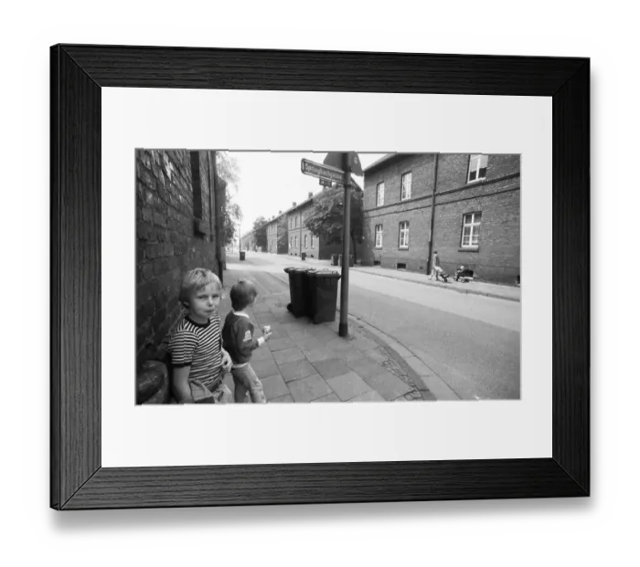 Framed Print : The planned sale of the old Augustastrasse colliery housing estate caused great concern among the tenants