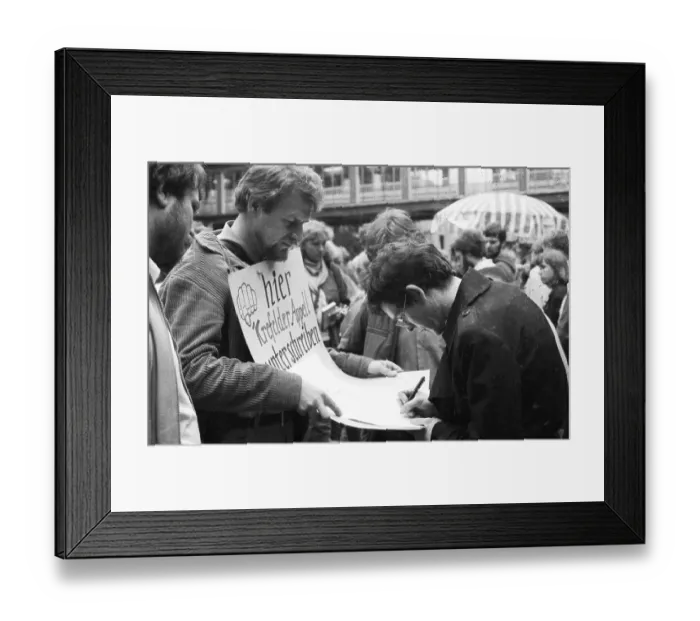 Framed Print : The 19th Protestant Church Congress in June 1981 Framed Print : The 19th Protestant Church Congress in June 1981