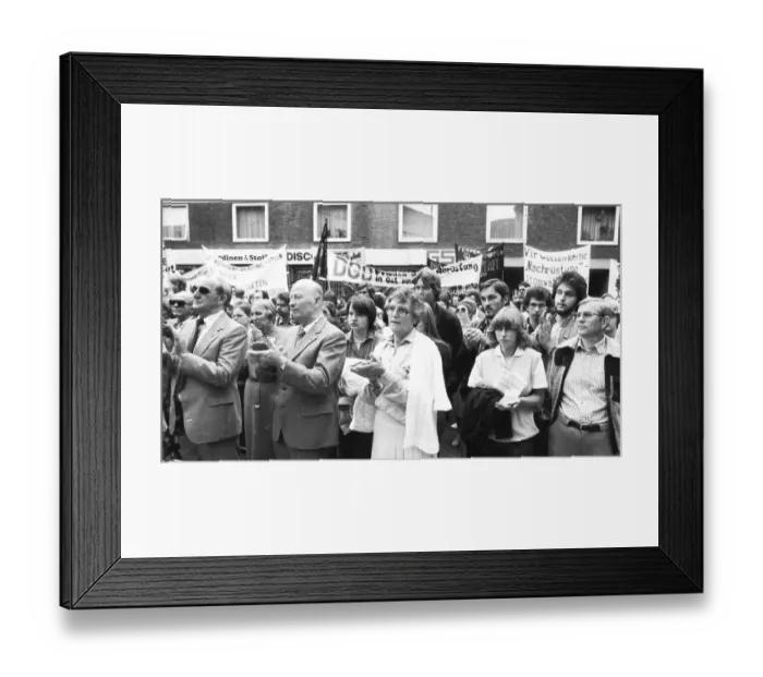 Framed Print : DGB rally for Anti-War Day in August 1981