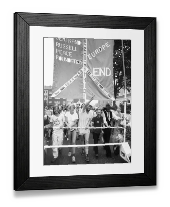 Framed Print : The 1981 Copenhagen to Paris Peace March reached the city of Muenster Framed Print : The 1981 Copenhagen to Paris Peace March reached the city of Muenster