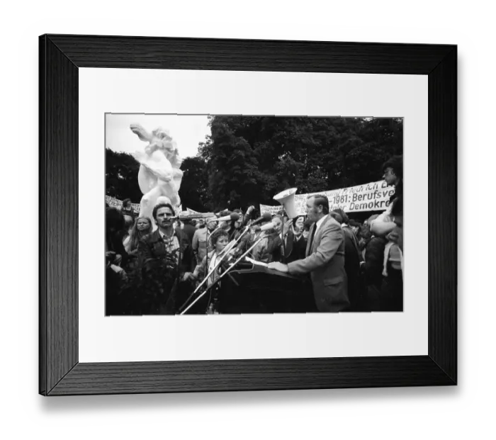 Framed Print : A sculpture Die Starke Linke in honour of Friedrich Engels by the Viennese sculptor Alfred Hrdlicka was unveiled in Framed Print : A sculpture Die Starke Linke in honour of Friedrich Engels by the Viennese sculptor Alfred Hrdlicka was unveiled in
