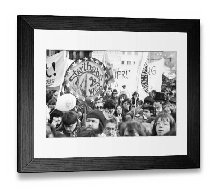 Framed Print : More than 100, 000 people of all political persuasions demonstrated against the intended construction of Runway West Framed Print : More than 100, 000 people of all political persuasions demonstrated against the intended construction of Runway West