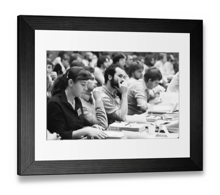 Framed Print : The 11th Federal Youth Conference of the DGB Youth in November 1981 discussed challenges to its organisation