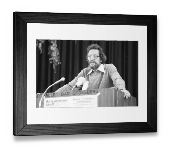 Framed Print : In 1982, this SPD congress, called by the Bielefeld Appeal Framed Print : In 1982, this SPD congress, called by the Bielefeld Appeal