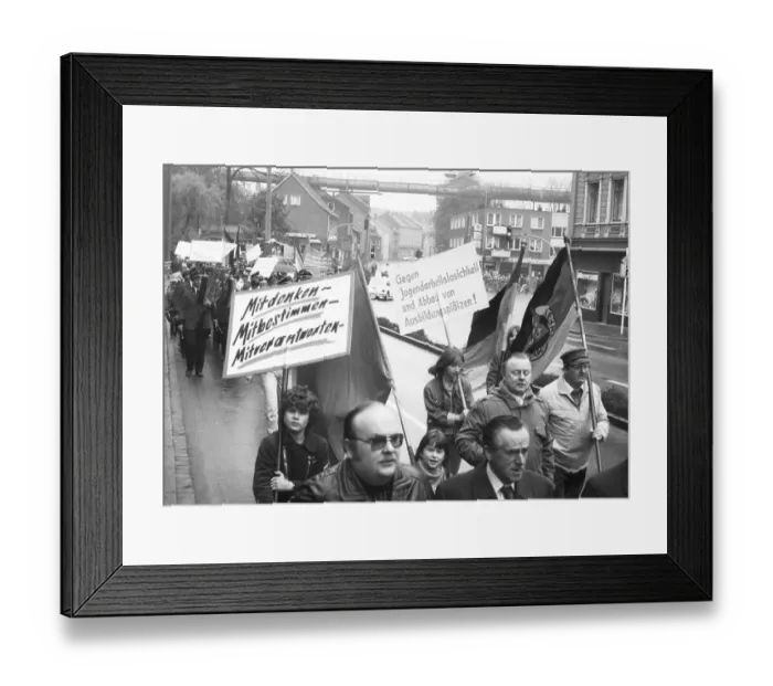 Framed Print : The traditional 1982 May Day procession of the trade unions Framed Print : The traditional 1982 May Day procession of the trade unions