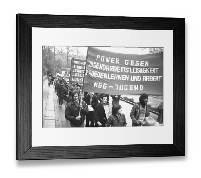 Framed Print : The traditional 1982 May Day procession of the trade unions