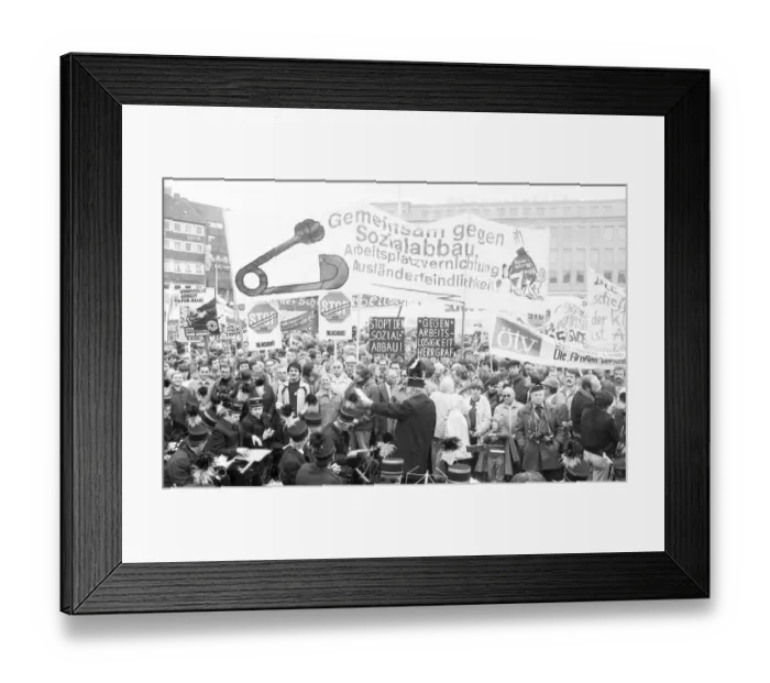 Framed Print : All individual trade unions in the DGB demonstrated together with about 50