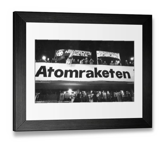 Framed Print : With a torchlight march and a rally in the Westfalenhalle