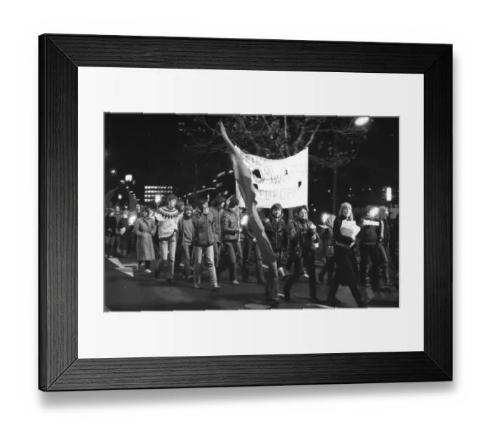 Framed Print : With a torchlight march and a rally in the Westfalenhalle Framed Print : With a torchlight march and a rally in the Westfalenhalle
