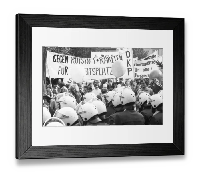 Framed Print : About 7000 supporters of the peace movement demonstrated against new nuclear missiles and the Natodoppel decision Framed Print : About 7000 supporters of the peace movement demonstrated against new nuclear missiles and the Natodoppel decision