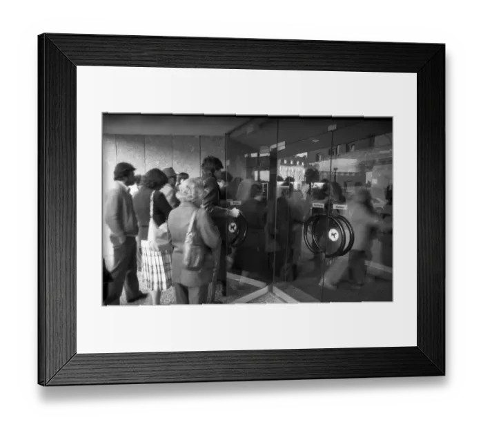 Framed Print : Crowd of unemployed at the Labour Office in 1982 on a morning