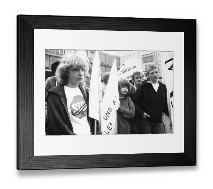 Framed Print : DGB Youth and Unemployment Initiatives protested against youth unemployment in 1982 with a March of the Unemployed Framed Print : DGB Youth and Unemployment Initiatives protested against youth unemployment in 1982 with a March of the Unemployed