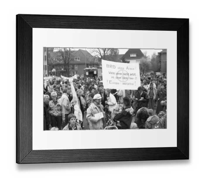 Framed Print : The Easter March 1990 was marked by the change in the Eastern Bloc Framed Print : The Easter March 1990 was marked by the change in the Eastern Bloc