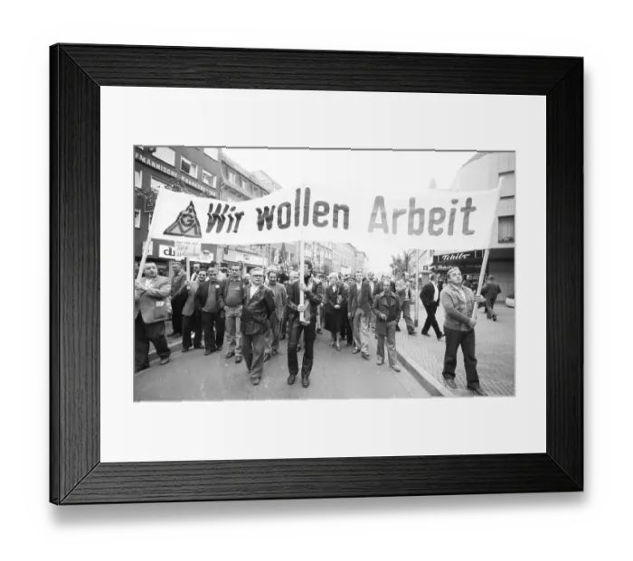 Framed Print : In 1982, about 20, 000 steelworkers demonstrated with black flags of Arbed-Saarstahl