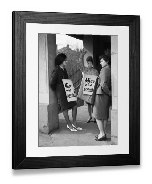 Framed Print : DEU, Germany. The strike of the textile workers in the collective bargaining conflict of IG Textil