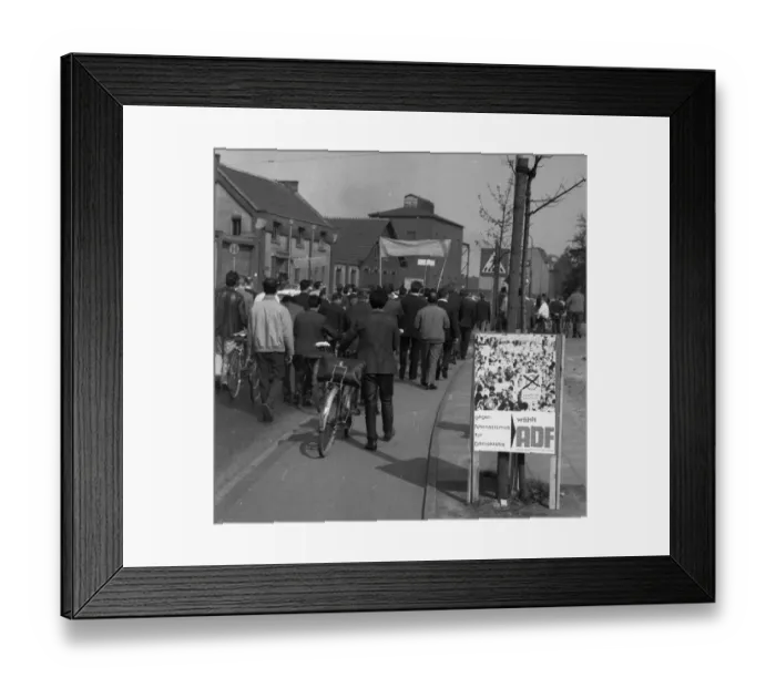 Framed Print : The expansion of the spontaneous strikes in September 1969 extended to the Ruhr area