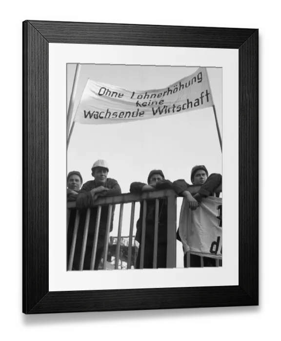 Framed Print : The expansion of the spontaneous strikes in September 1969 extended to the Ruhr area