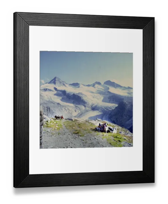 Framed Print : Mountain hikers in the Allgaeu