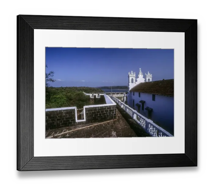 Framed Print : Fort Tiracol in Goa, union territory of India Framed Print : Fort Tiracol in Goa, union territory of India