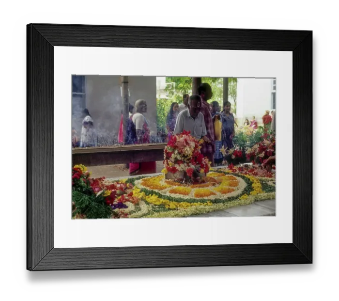 Framed Print : Sri Aurobindo samadhi in Sri Aurobindo Ashram at Puducherry Pondicherry Framed Print : Sri Aurobindo samadhi in Sri Aurobindo Ashram at Puducherry Pondicherry