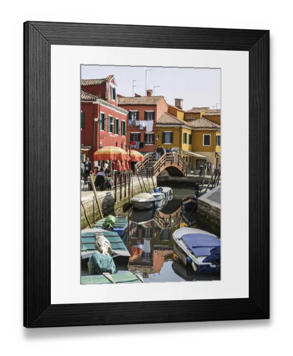 Framed Print : Canal, boats, colourful houses