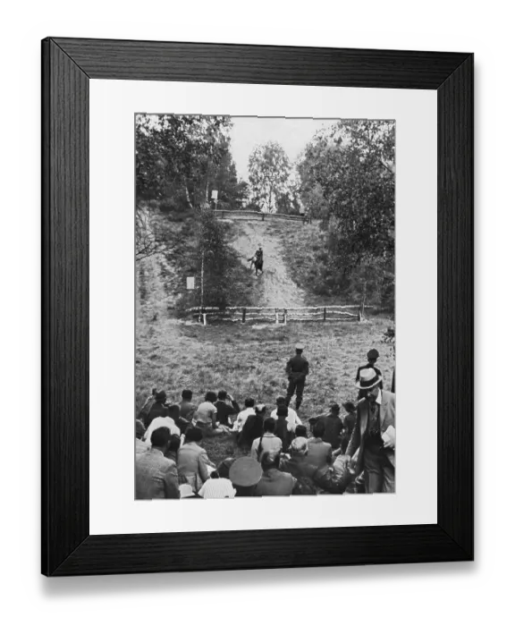 Framed Print : Pentathlon, Riding, Cross-Country Riding at the Modern Pentathlon