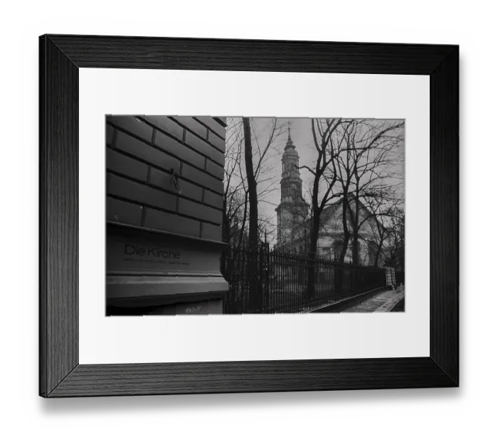 Framed Print : GDR, Berlin, 22. 3. 1988, Sophienstrasse