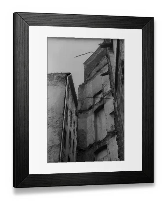 Framed Print : GDR, Berlin, 28. 08. 1981, gables (ruins) in Auguststrasse