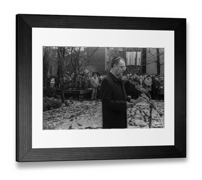Framed Print : GDR, Berlin, 27. 2 Framed Print : GDR, Berlin, 27. 2
