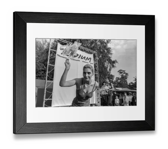 Framed Print : GDR, Berlin, 18. 06. 1987, fashion show Framed Print : GDR, Berlin, 18. 06. 1987, fashion show
