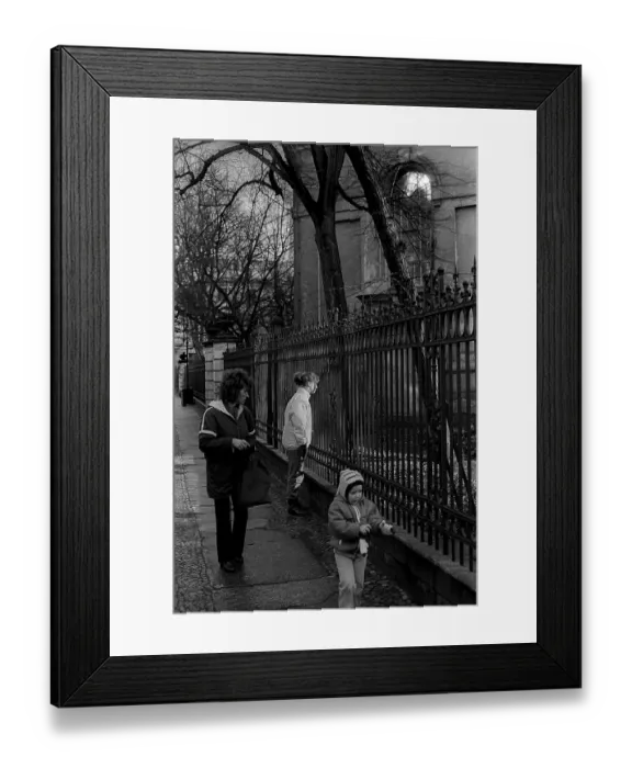 Framed Print : GDR, Berlin, 22. 3. 1988, Sophienstrasse