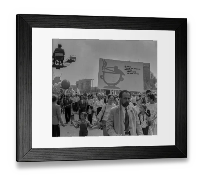Framed Print : GDR, Berlin, 01. 05. 1987, 1. May rally 1987 on Karl-Marx-Allee