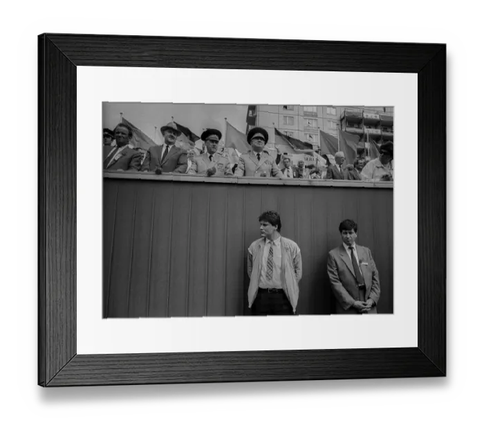 Framed Print : GDR, Berlin, 01. 05. 1987, 1. May rally 1987 on Karl-Marx-Allee Framed Print : GDR, Berlin, 01. 05. 1987, 1. May rally 1987 on Karl-Marx-Allee