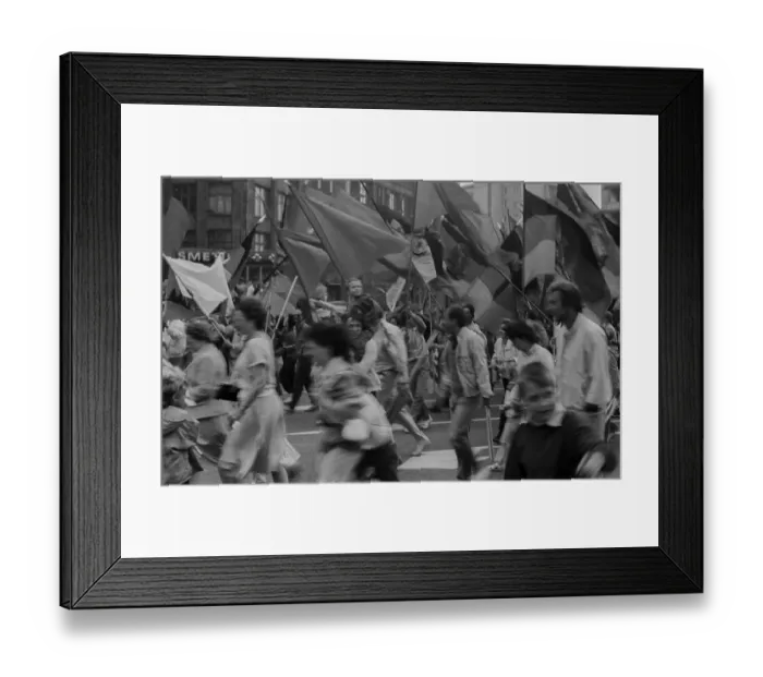 Framed Print : GDR, Berlin, 01. 05. 1987, 1. May rally 1987 on Karl-Marx-Allee Framed Print : GDR, Berlin, 01. 05. 1987, 1. May rally 1987 on Karl-Marx-Allee