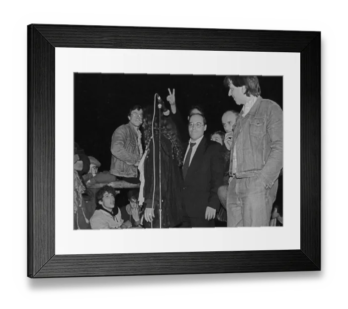 Framed Print : GDR, Berlin, 02. 10. 1990, alternative celebration on the eve of reunification on 02