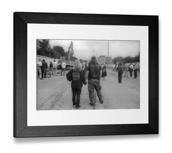 Framed Print : GDR, Berlin, 13 June 1990, demolition of the Wall on the historic Bernauer Strasse