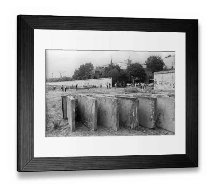 Framed Print : GDR, Berlin, 13 June 1990, demolition of the Wall on the historic Bernauer Strasse