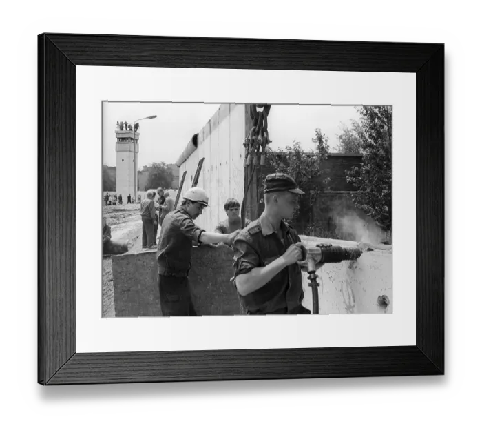 Framed Print : GDR, Berlin, 13 June 1990, demolition of the Wall on the historic Bernauer Strasse
