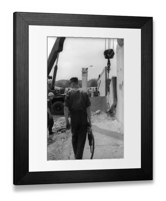 Framed Print : GDR, Berlin, 13 June 1990, demolition of the Wall on the historic Bernauer Strasse