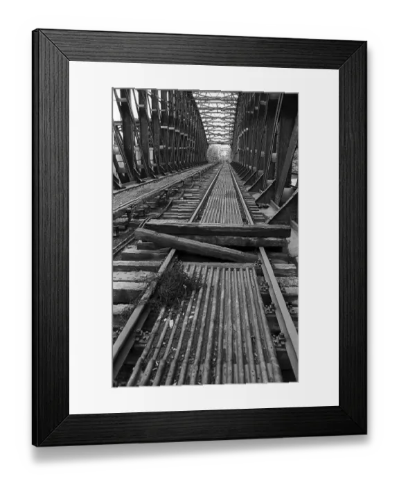 Framed Print : GDR, Berlin, 07. 06. 1990, border guards at the Liesen Bridge Framed Print : GDR, Berlin, 07. 06. 1990, border guards at the Liesen Bridge