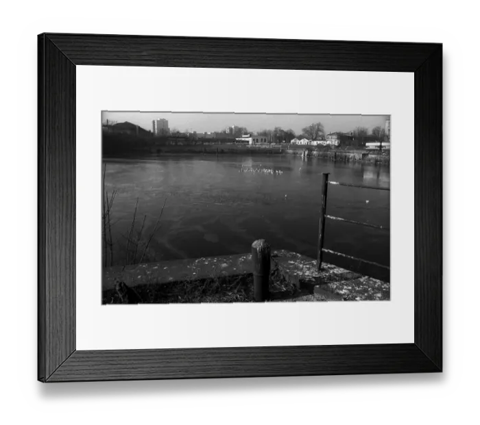 Framed Print : GDR, Berlin, 02. 02. 1990, Humboldthafen Framed Print : GDR, Berlin, 02. 02. 1990, Humboldthafen