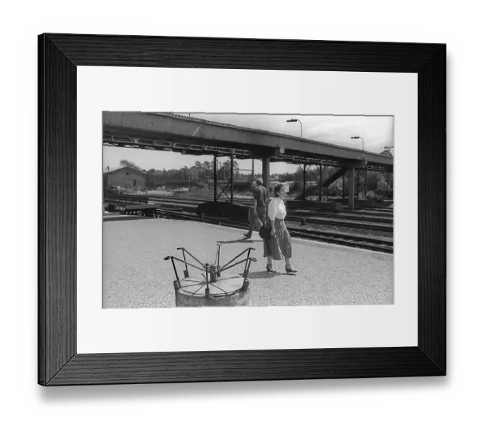 Framed Print : GDR, Berlin, 06. 05. 1990, Strausberg S-Bahn station Framed Print : GDR, Berlin, 06. 05. 1990, Strausberg S-Bahn station